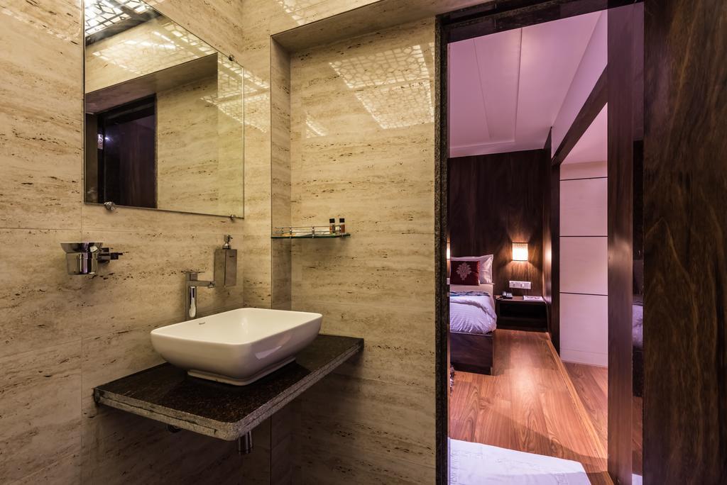Hotel Peace Park Panvel Luaran gambar
