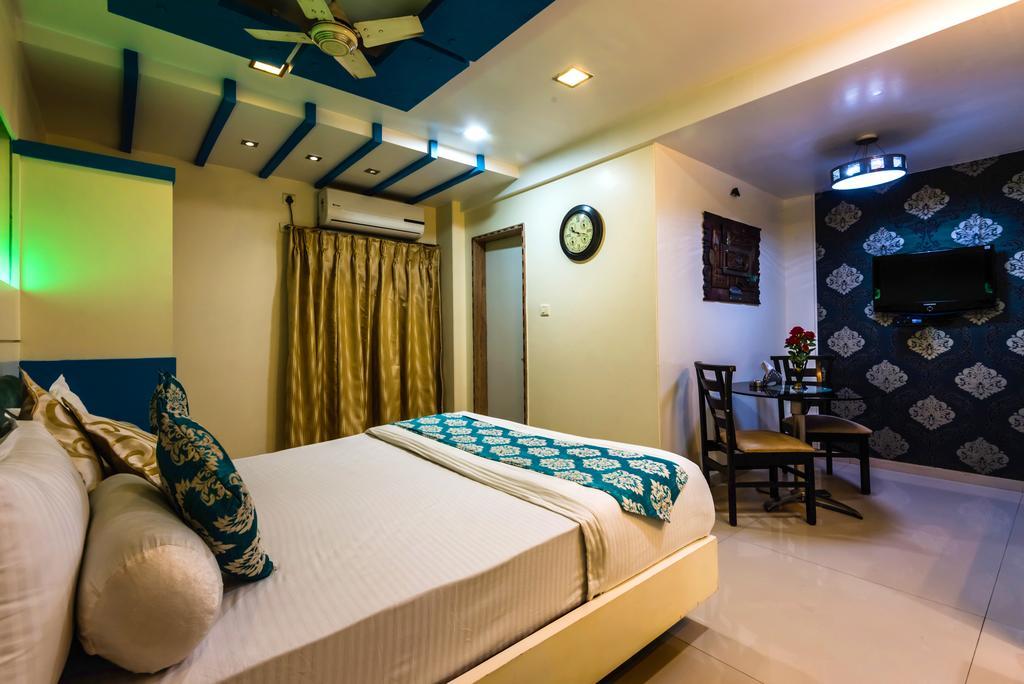 Hotel Peace Park Panvel Luaran gambar