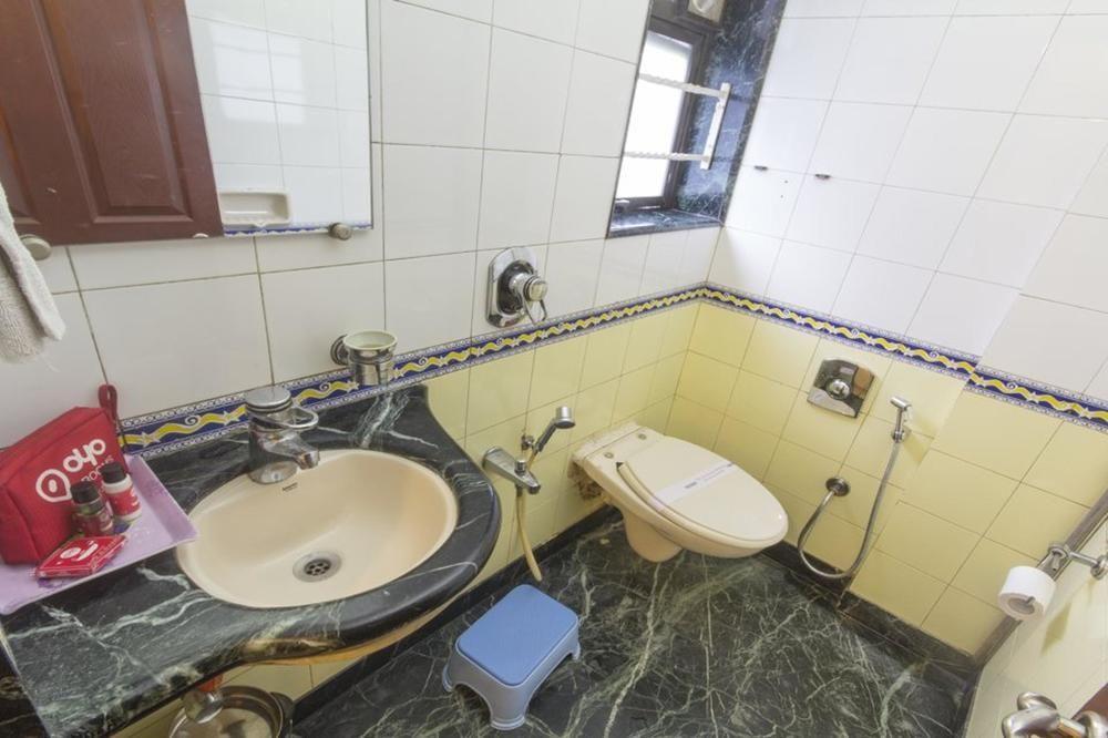 Hotel Peace Park Panvel Luaran gambar