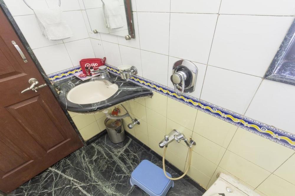 Hotel Peace Park Panvel Luaran gambar