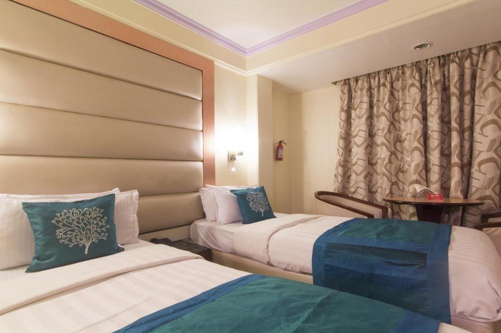 Hotel Peace Park Panvel Luaran gambar