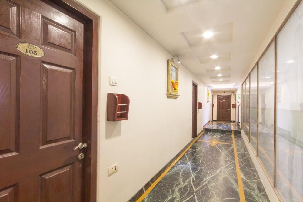 Hotel Peace Park Panvel Luaran gambar